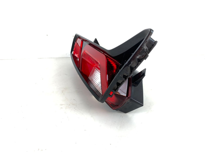 Chevrolet C7 Corvette Left/Driver Side Tail Light W/Black Trim 23170469/23267647