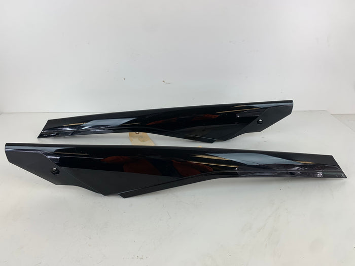 Chevrolet C7 Corvette Left/Right Exterior A Pillar/Windshield Trim Set 23163510/23163511