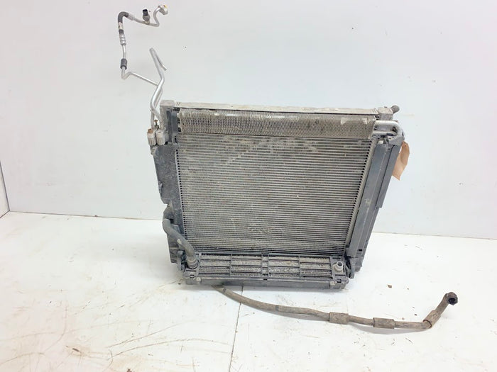 BMW E70 X5 M Radiator W/Auxiliary Radiator & Power Steering Cooler 17117594020/17117589470/17218515777