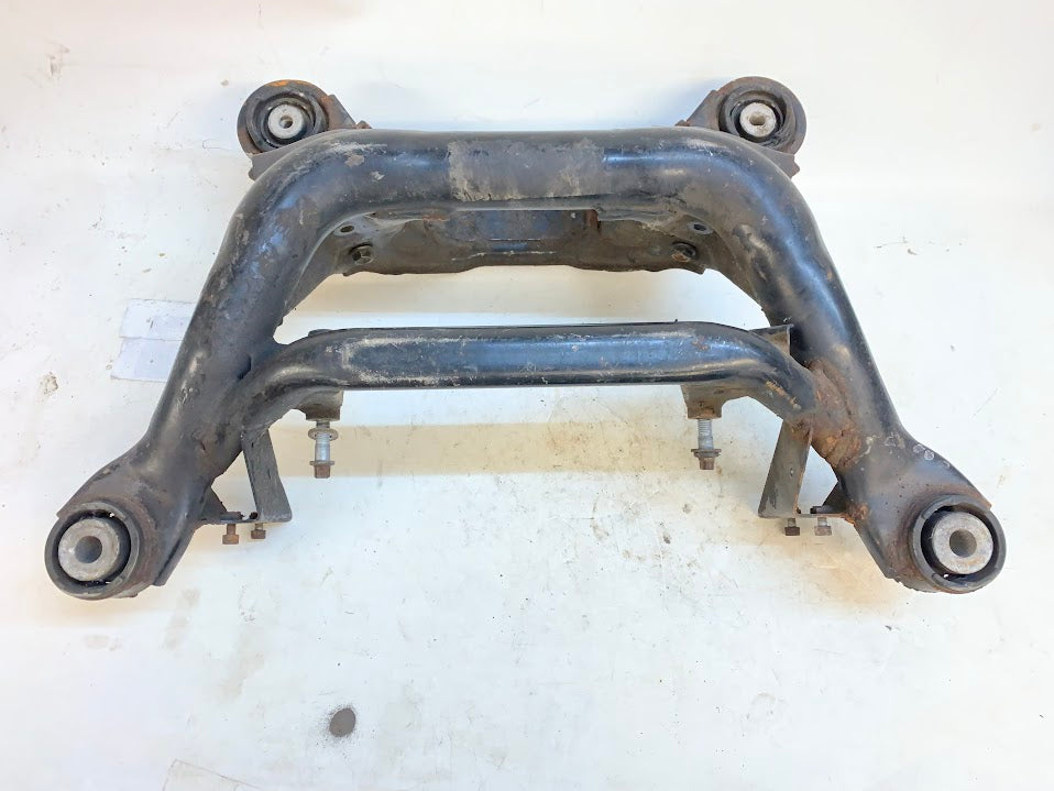 E46 Rear Subframe Diff Mount BMW E46 M3 Rear Subframe Differential Axle Carrier 33312282490 – Proper ...