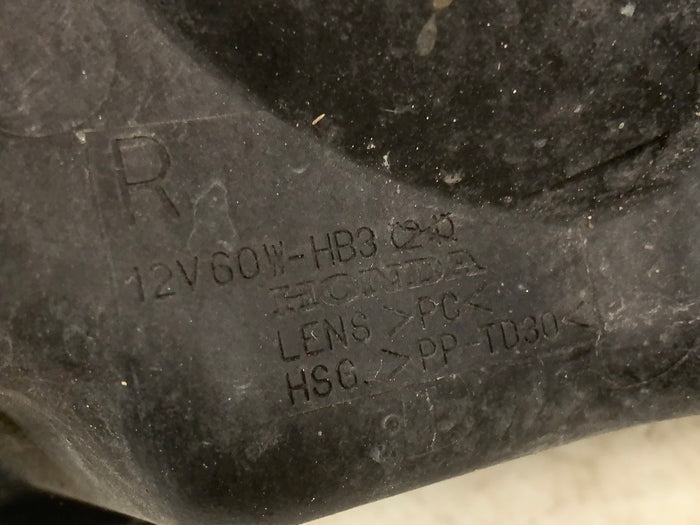 2004-2005 Honda EP3 Civic SiR Front Right Passenger Headlight 33101-S5T-A41