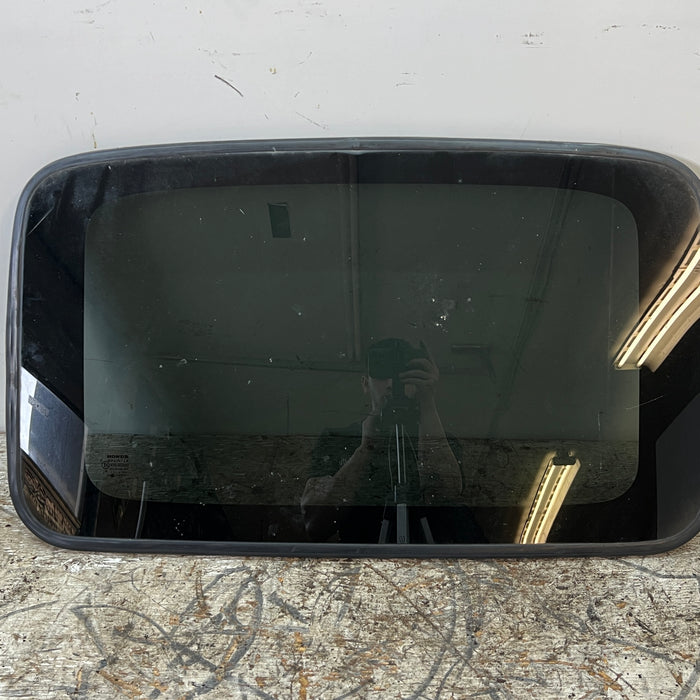 Honda EP3 Civic SiR Sunroof Glass Panel *NOTE*