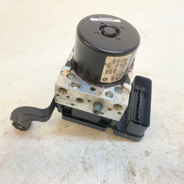 BMW F30 328xi ABS Pump 6860731/6860730