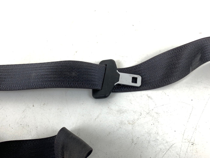 Chevrolet C7 Corvette Left/Driver Side Seat Belt 84042114/23228936 *DAMAGED*