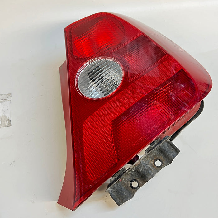 2002-2003 Honda EP3 Civic SiR Right/Passenger Side Tail Light