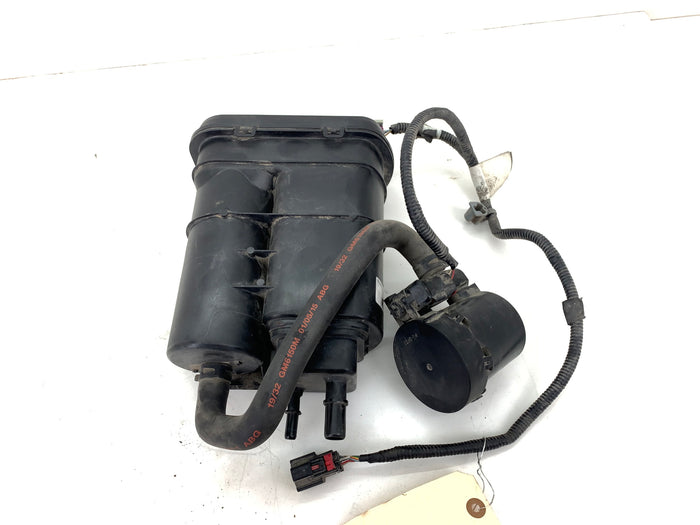 Chevrolet C7 Corvette Fuel Vapor Charcoal Canister 20958878