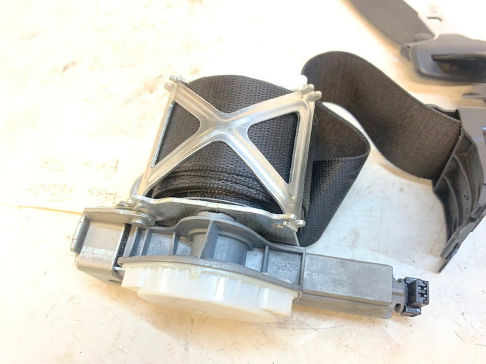 BMW F30 F31 F34 F36 F80 330i 340i M3 Right/Passenger Side Front Seatbelt 7272476