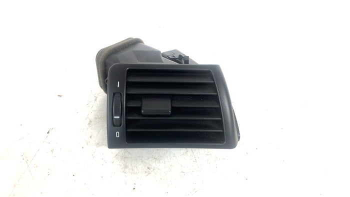 BMW E46 330ci M3 328ci 325ci 323ci 320i Right/Passenger Side Dashboard Air Vent 8361898