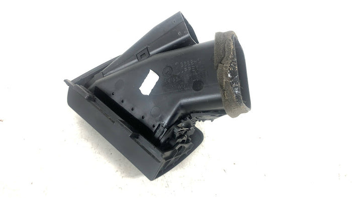 BMW E46 330ci M3 328ci 325ci 323ci 320i Right/Passenger Side Dashboard Air Vent 8361898