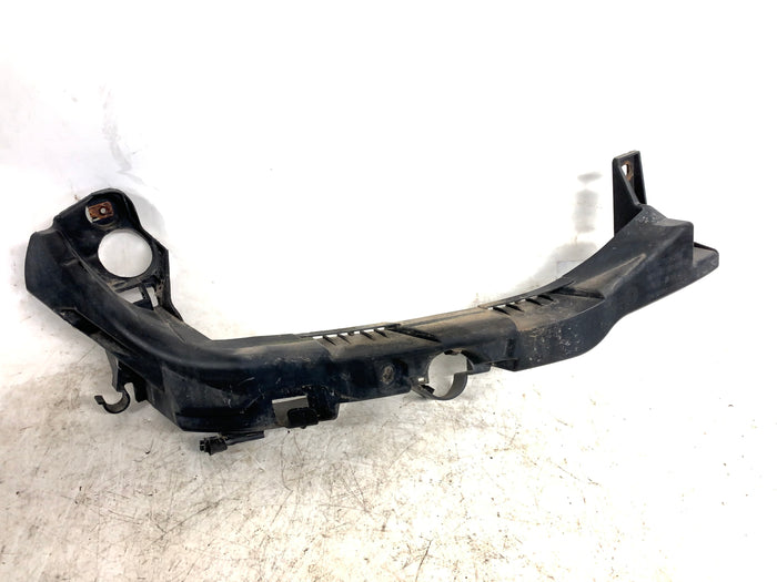 BMW E92 E93 335i 328i Pre-LCI Passenger Side/Right Headlight Bracket 7154724