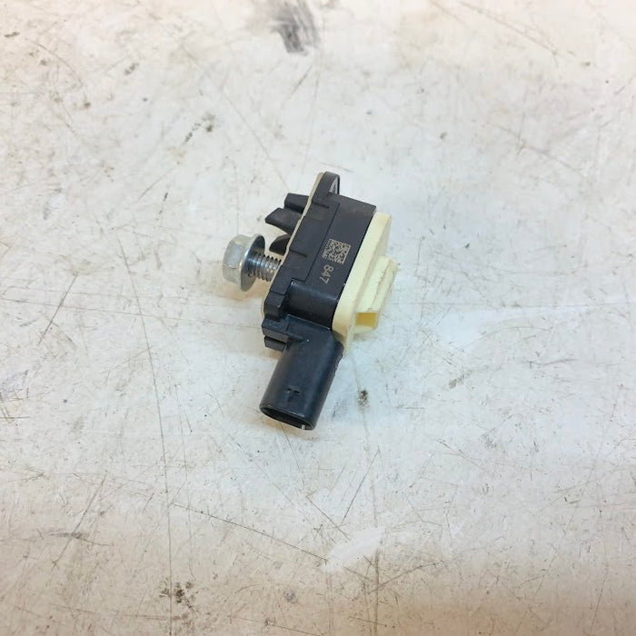 BMW F30 F32 F80 M3 340xi 440xi 335xi 435xi Door Impact Crash SRS Sensor 9217711