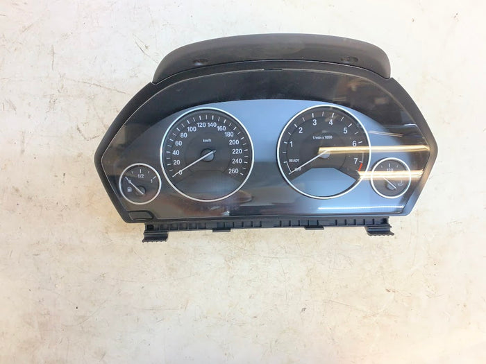 BMW F30 328xi 328i Instrument/Gauge Cluster KPH 9232895