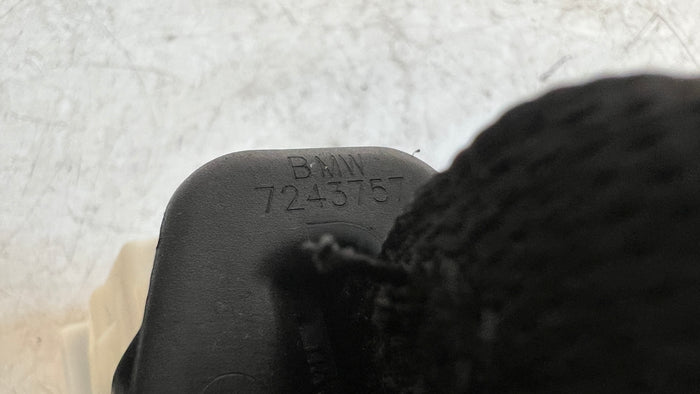 BMW F10 SEATBELT REAR CENTER 7243757