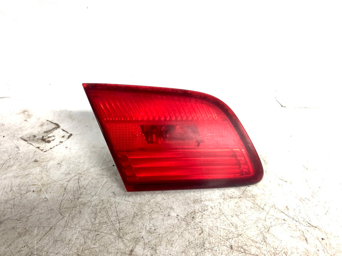 BMW E92 335i 328i M3 Pre-LCI Driver Side Inner Trunk Tail Light 7162299