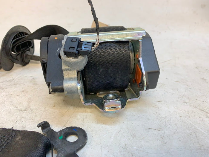 BMW F10 5 Series Left/Driver Side Front Seatbelt 7241747