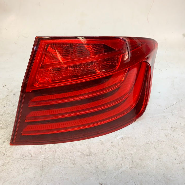BMW F10 5 Series LCI Right/Passenger Side Outer Tail Light 184080-02