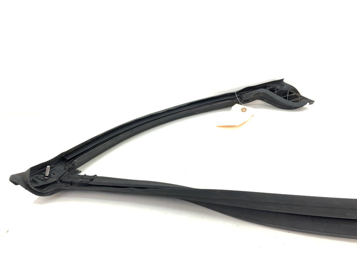 Chevrolet C7 Corvette Rear Targa Top Rubber Molding Weather Strip Trim 246649263