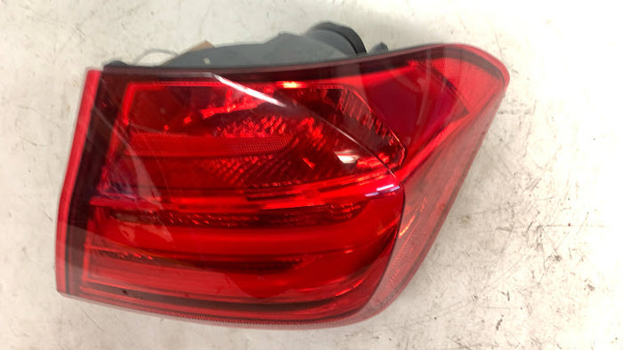BMW F30 3 Series Pre-LCI Right/Passenger Side Rear Outer Tail Light 7259896