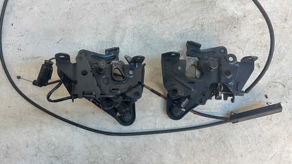 BMW F10 HOOD LATCHES PAIR 51237206453 / 51237206454