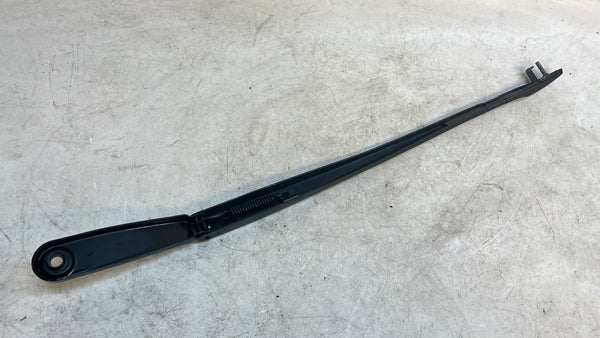 BMW F10 WINDSHIELD WIPER ARM RIGHT 61617203156