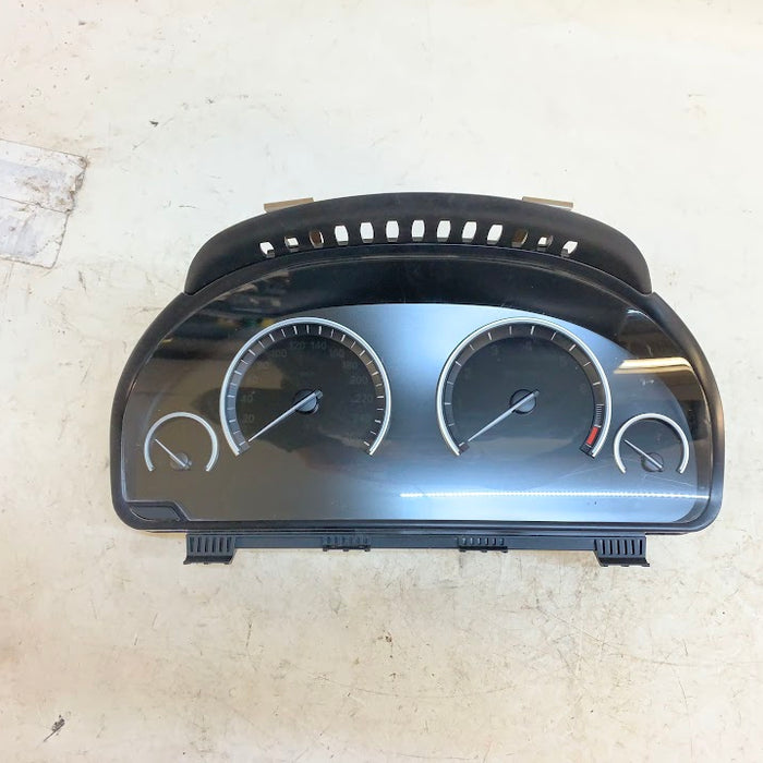 BMW F10 5 Series LCI 6WA Instrument/Gauge Cluster KPH W/O HUD 9328810