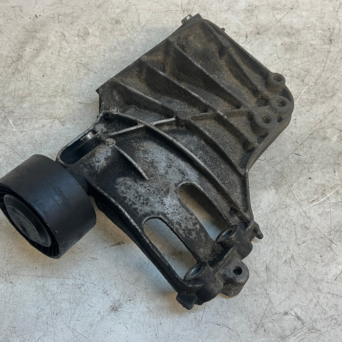 BMW F10 N55 AC COMPRESSOR BRACKET 7585167