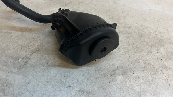 BMW F10 POWER STEERING FLUID RESERVOIR 3241678294