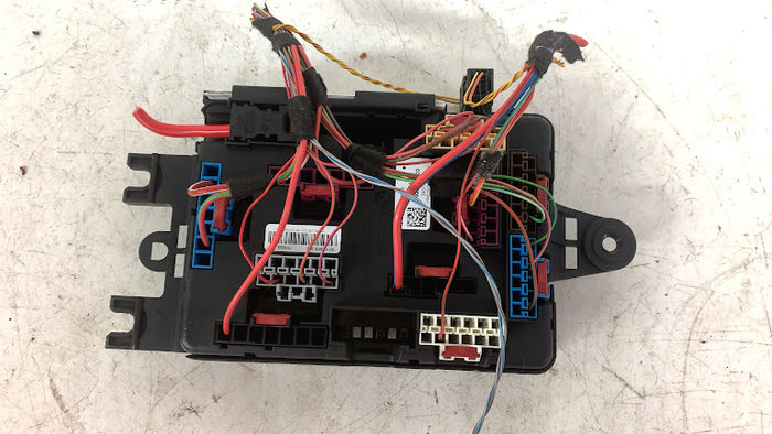 BMW F30 F32 F31 F33 F34 F36 3 & 4 Series Trunk Power Distribution Fuse Box 61149261110