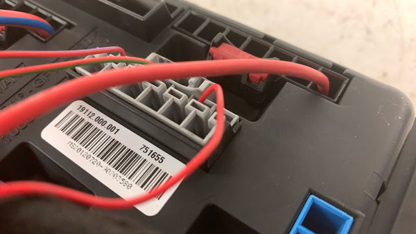 BMW F30 F32 F31 F33 F34 F36 3 & 4 Series Trunk Power Distribution Fuse Box 61149261110