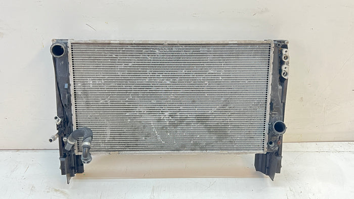 BMW E90 E92 E93 335i/335xi N54/N55 Automatic Radiator W/Power Steering Cooler 17117547059/17117540810