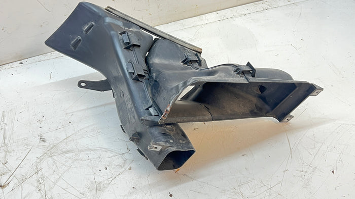 BMW E92 E93 335i 335xi Pre-LCI Right/Passenger Side Front Bumper Air Duct 51717161438