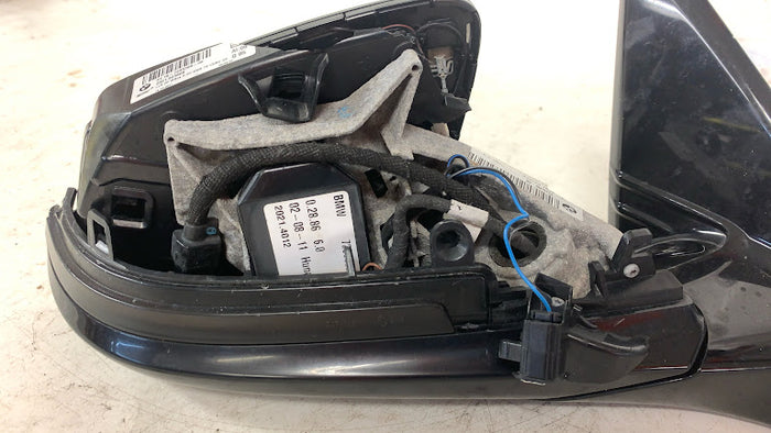 BMW F30 F31 3 Series Right Shadowline/Gloss Black *DAMAGED*