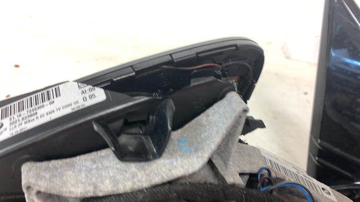 BMW F30 F31 3 Series Right Shadowline/Gloss Black *DAMAGED*