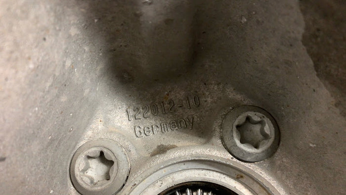 BMW F30 F31 335ix 328ix 320ix 330ix 340ix 328dx Right/Passenger Side Front Knuckle 6853820