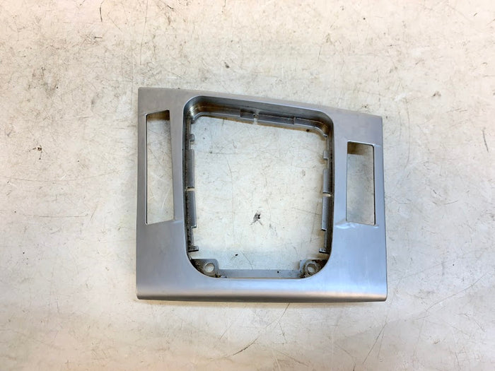 BMW E46 330i 328i 325i 323i Sedan Wagon Titan Silver Center Shifter Window Switch Trim Bezel 8211465 *DAMAGED*