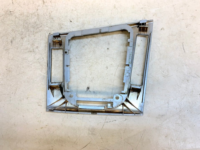 BMW E46 330i 328i 325i 323i Sedan Wagon Titan Silver Center Shifter Window Switch Trim Bezel 8211465 *DAMAGED*