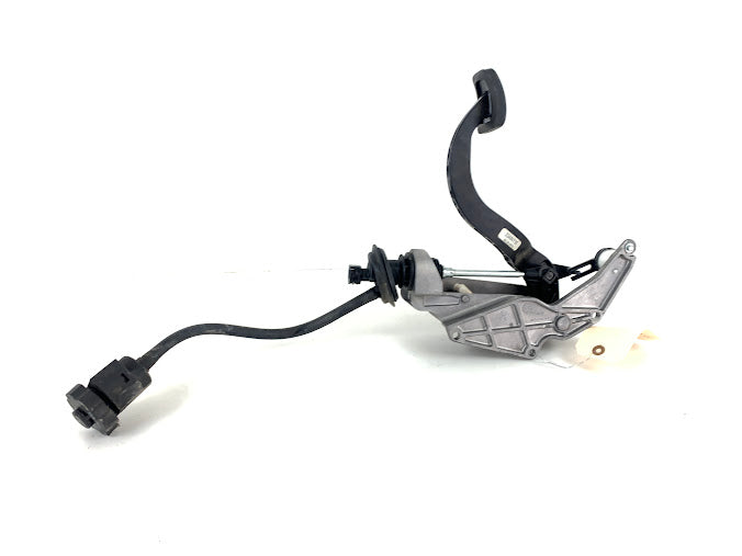 Chevrolet C7 Corvette Manual Transmission Clutch Pedal & Master Cylinder 23484715