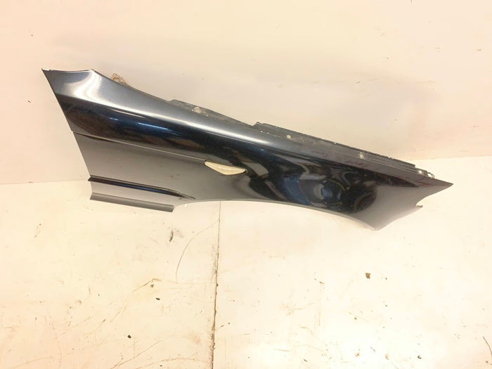 BMW E46 Facelift Coupe Convertible Fender Right Black Sapphire Metallic (475)