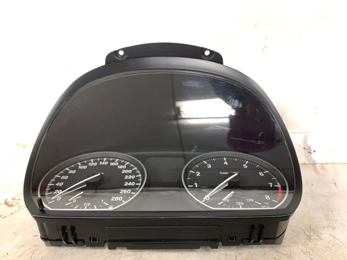 BMW E82 E88 135i N54 Gauge Cluster/Speedometer/Tachometer KPH 1041568