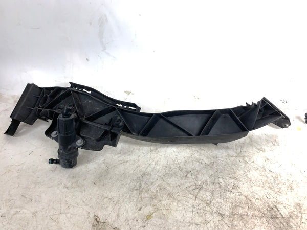 BMW E82 E88 135i 128i Left/Driver Side Headlight Bracket 7148761