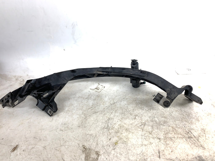 BMW E82 E88 135i 128i Left/Driver Side Headlight Bracket 7148761