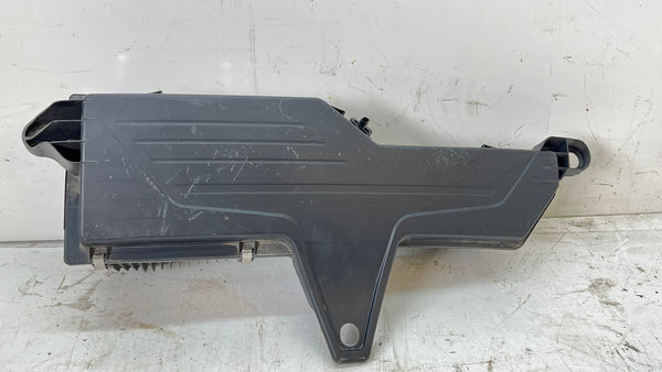 BMW F30 F31 328dx 328d N47 Engine Intake Air Filter Housing Airbox 13718507313