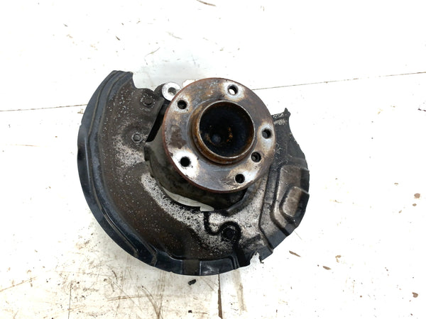 BMW E82 E88 135i 128i Driver/Left Side Front Knuckle/Hub/Spindle 6773209