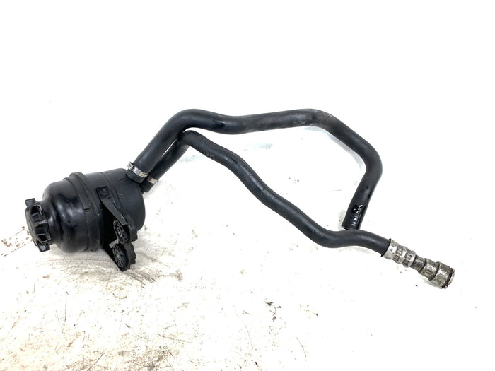 BMW E82 E88 135i 128i Power Steering Reservoir W/Lines 6768094