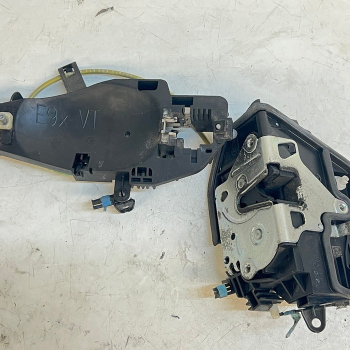 BMW E92 328xi 335xi M3 Left/Driver Side Door Lock Actuator & Handle Carrier 7229455