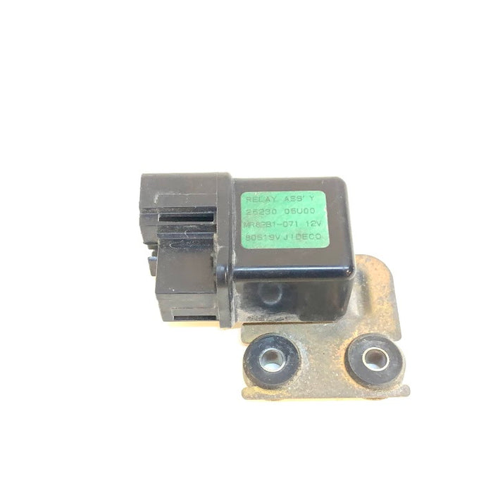 Nissan Stagea 260 RS C34 Relay Assy Module 25230 05U00