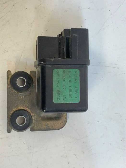 Nissan Stagea 260 RS C34 Relay Assy Module 25230 05U00