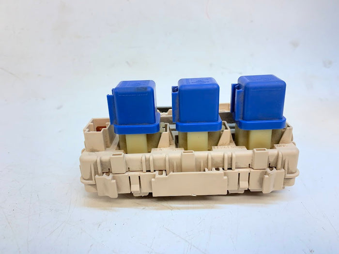 Nissan Stagea 260 RS C34 Interior Fuse Panel