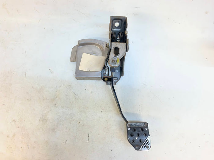 Nissan Stagea 260 RS C34 Manual Clutch Pedal 46550 24U00