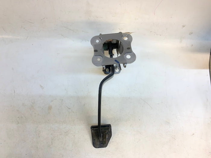 Nissan Stagea 260 RS C34 Manual Brake Pedal With Sensor 46501 0A900